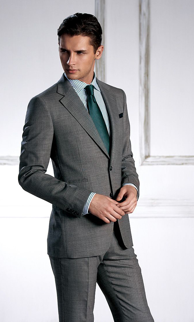 訂制西服有哪些注意事項?如何保養(yǎng)?