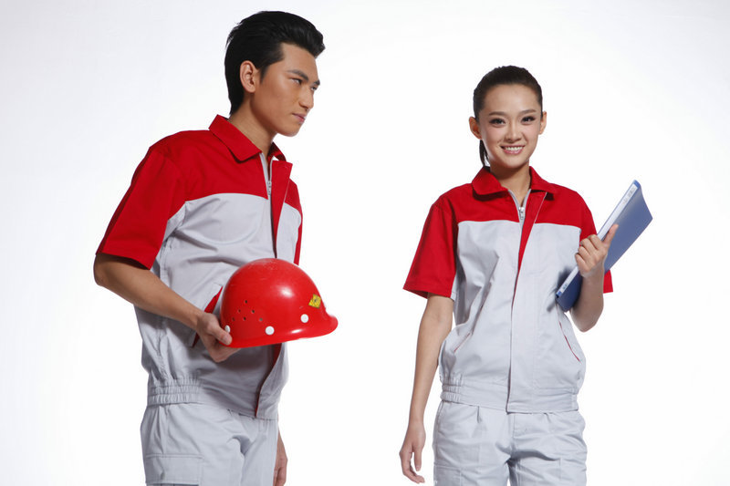 工作服的正確穿著方式是什么?褪色后應該怎么辦?